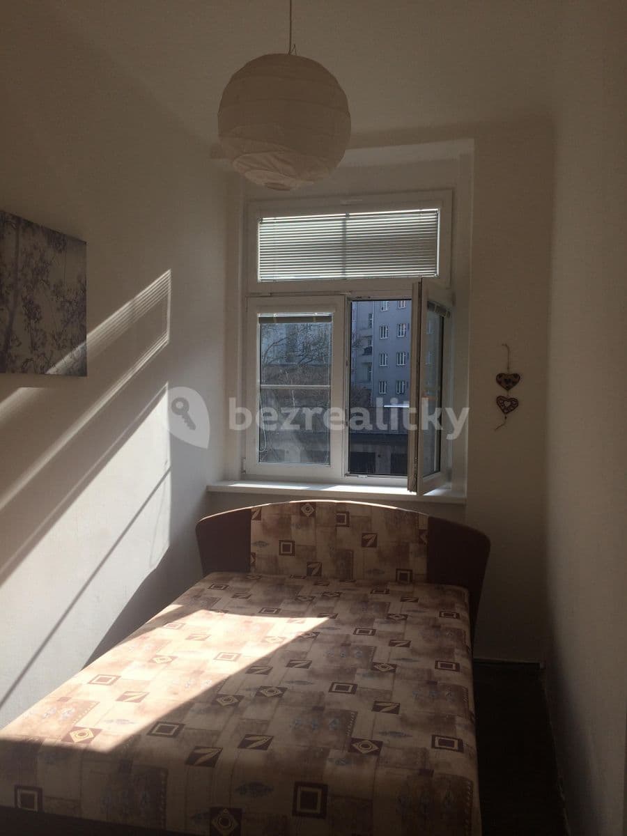 1 bedroom with open-plan kitchen flat to rent, 38 m², Lounských, Prague, Prague 1 bedroom with open-plan kitchen flat to rent, 38 m², Lounských, Prague, Prague