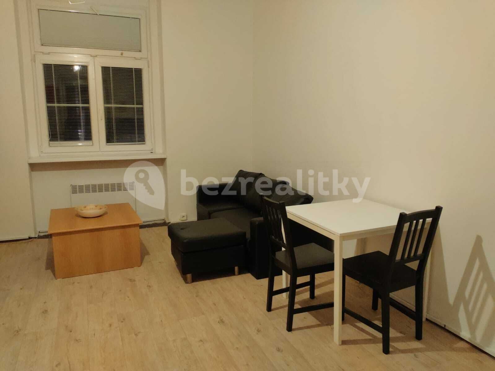 1 bedroom with open-plan kitchen flat to rent, 38 m², Lounských, Prague, Prague 1 bedroom with open-plan kitchen flat to rent, 38 m², Lounských, Prague, Prague