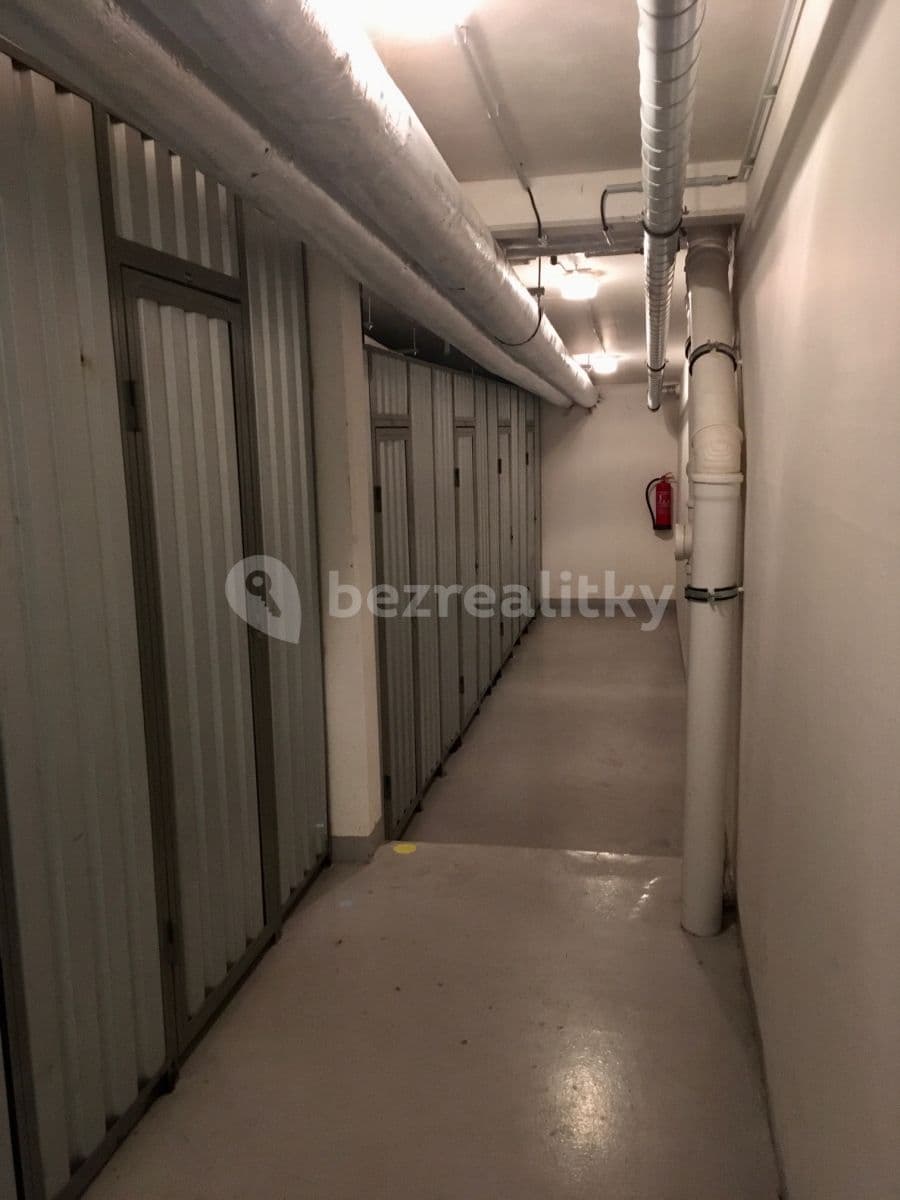 1 bedroom with open-plan kitchen flat to rent, 54 m², Linhartova, Prague, Prague 1 bedroom with open-plan kitchen flat to rent, 54 m², Linhartova, Prague, Prague
