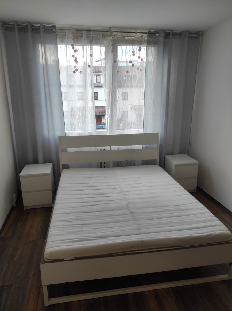 3 bedroom flat to rent, 60 m², K Lipám, Prague, Prague 3 bedroom flat to rent, 60 m², K Lipám, Prague, Prague