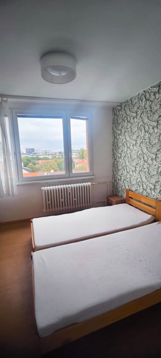 2 bedroom with open-plan kitchen flat to rent, 72 m², Kovařovicova, Prague, Prague 2 bedroom with open-plan kitchen flat to rent, 72 m², Kovařovicova, Prague, Prague