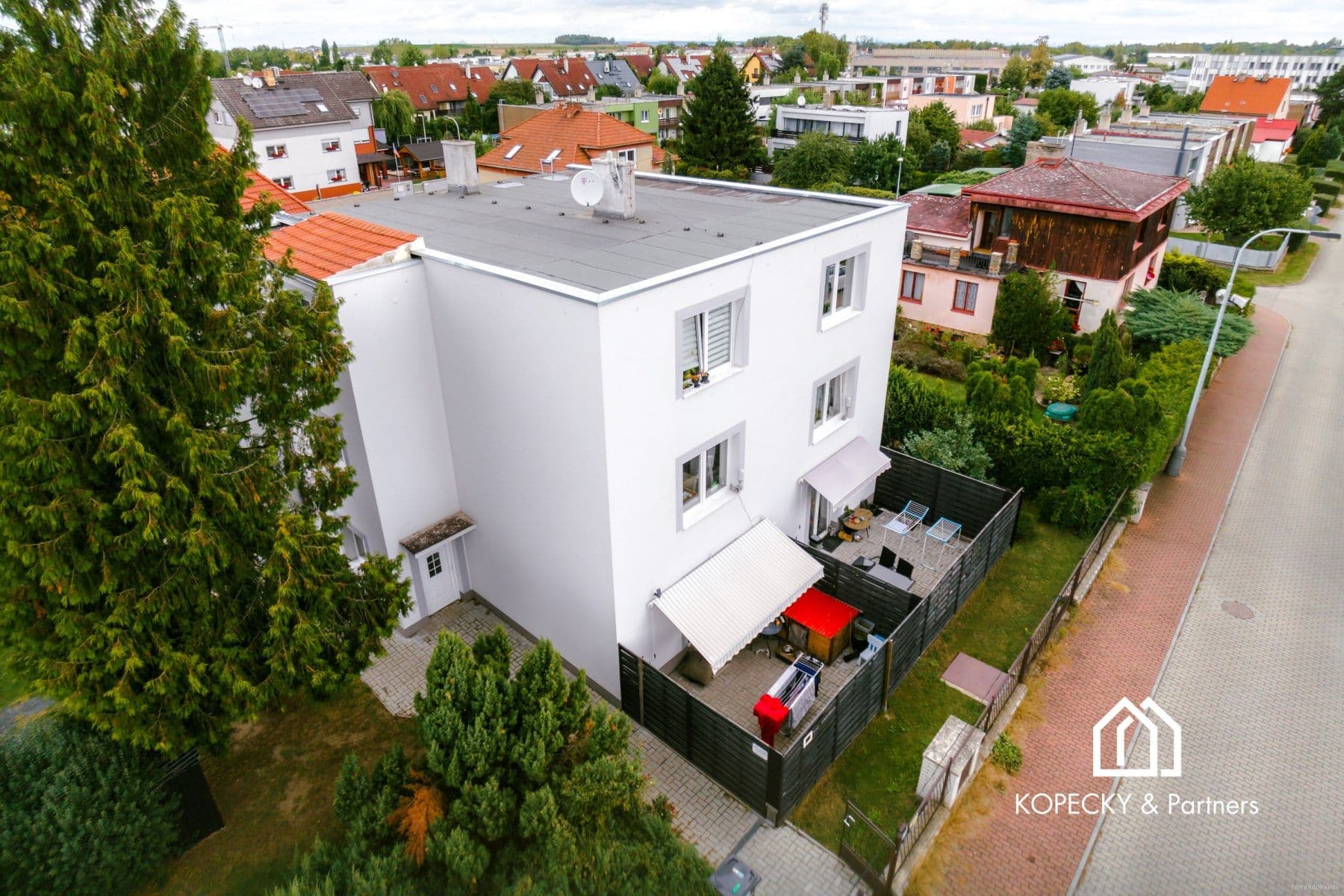 1 bedroom with open-plan kitchen flat to rent, 60 m², Moravanská, Prague, Prague 1 bedroom with open-plan kitchen flat to rent, 60 m², Moravanská, Prague, Prague