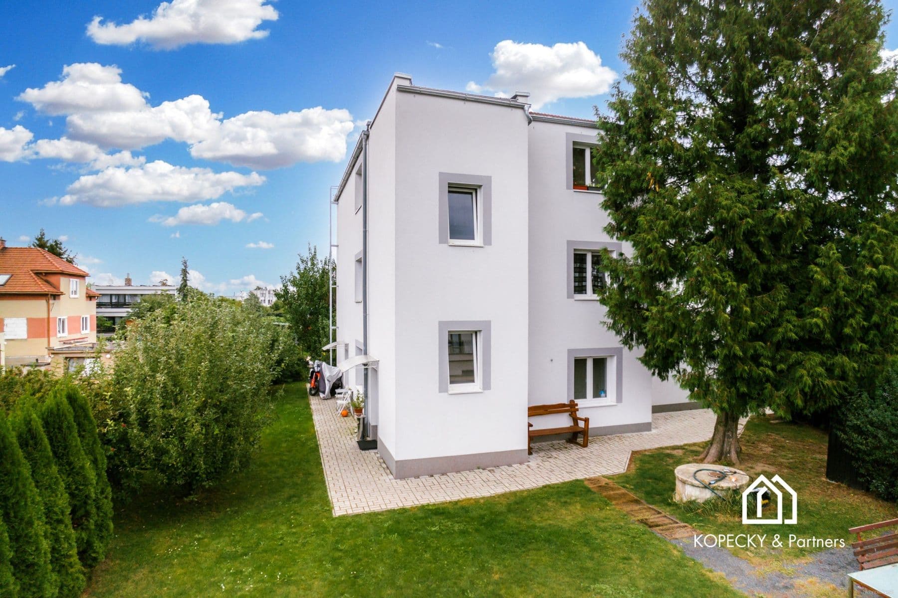 1 bedroom with open-plan kitchen flat to rent, 60 m², Moravanská, Prague, Prague 1 bedroom with open-plan kitchen flat to rent, 60 m², Moravanská, Prague, Prague