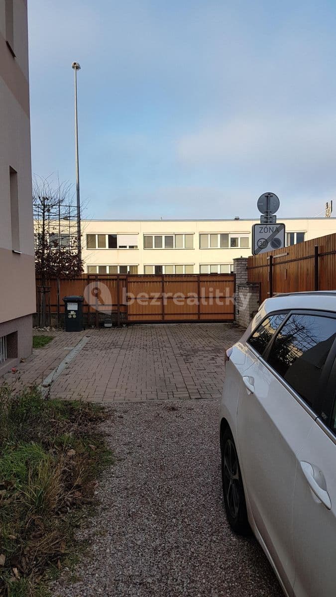 2 bedroom with open-plan kitchen flat to rent, 85 m², Zelený pruh, Prague, Prague 2 bedroom with open-plan kitchen flat to rent, 85 m², Zelený pruh, Prague, Prague