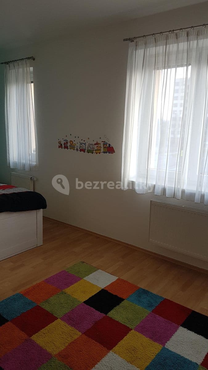 2 bedroom with open-plan kitchen flat to rent, 85 m², Zelený pruh, Prague, Prague 2 bedroom with open-plan kitchen flat to rent, 85 m², Zelený pruh, Prague, Prague