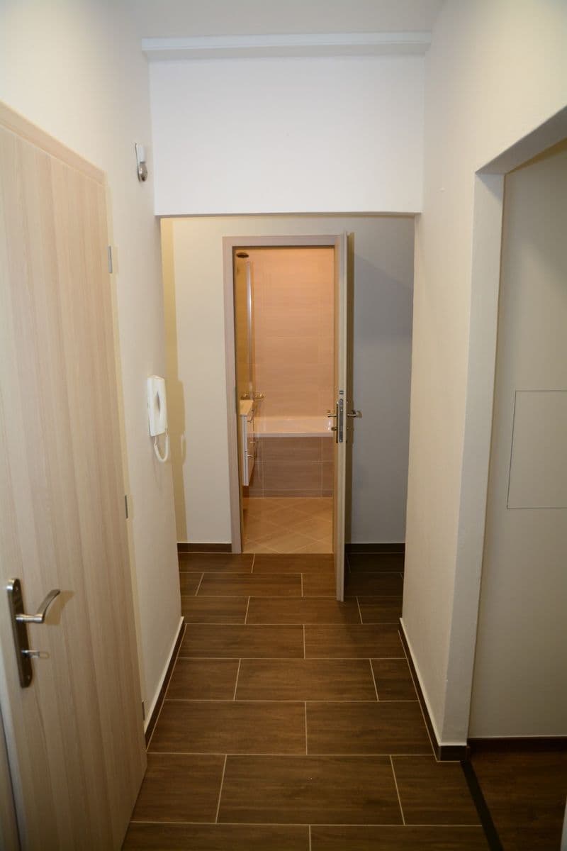 2 bedroom flat to rent, 63 m², Okružní, Zlín, Zlínský Region 2 bedroom flat to rent, 63 m², Okružní, Zlín, Zlínský Region