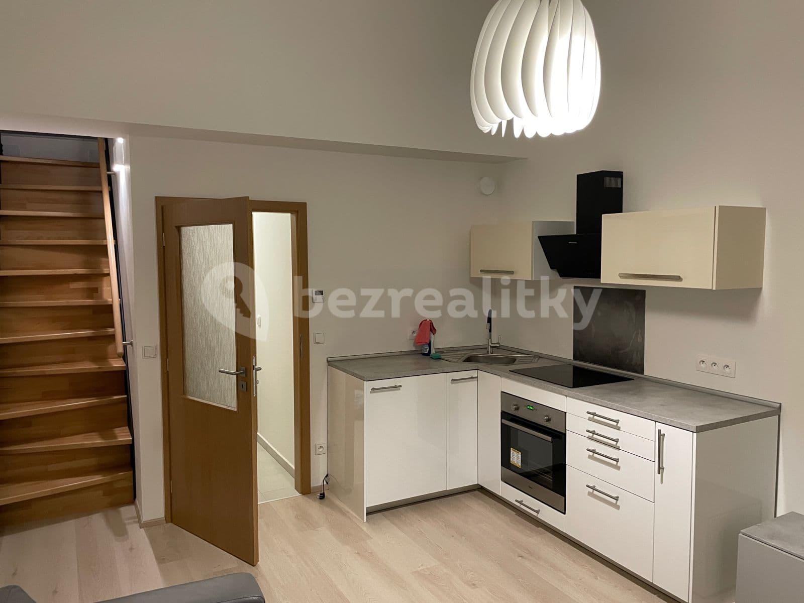 1 bedroom with open-plan kitchen flat to rent, 54 m², Chýně, Středočeský Region 1 bedroom with open-plan kitchen flat to rent, 54 m², Chýně, Středočeský Region