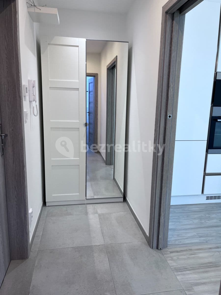 2 bedroom with open-plan kitchen flat to rent, 65 m², Tuřany, Brno, Jihomoravský Region 2 bedroom with open-plan kitchen flat to rent, 65 m², Tuřany, Brno, Jihomoravský Region