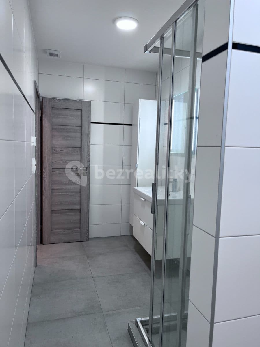 2 bedroom with open-plan kitchen flat to rent, 65 m², Tuřany, Brno, Jihomoravský Region 2 bedroom with open-plan kitchen flat to rent, 65 m², Tuřany, Brno, Jihomoravský Region