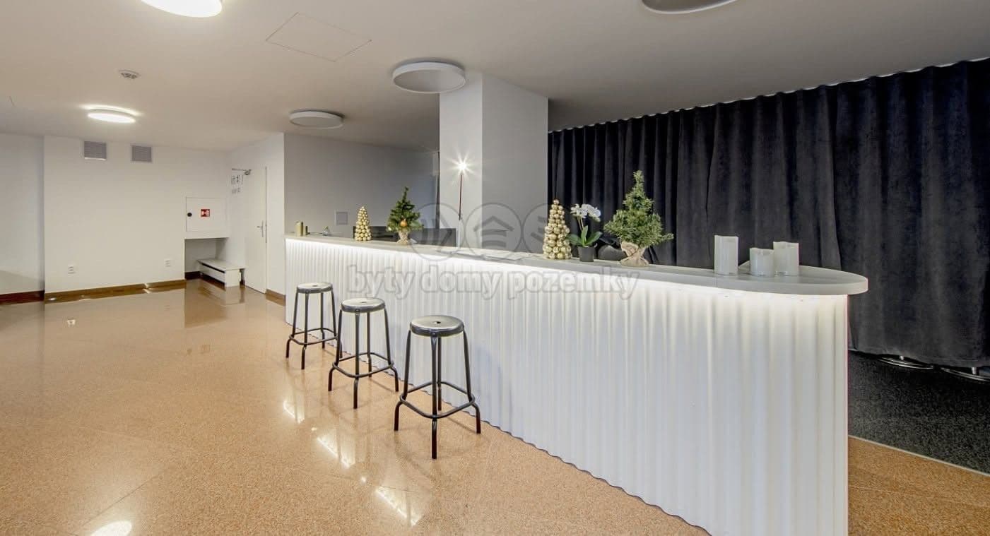 Studio flat to rent, 17 m², Peroutkova, Prague, Prague Studio flat to rent, 17 m², Peroutkova, Prague, Prague