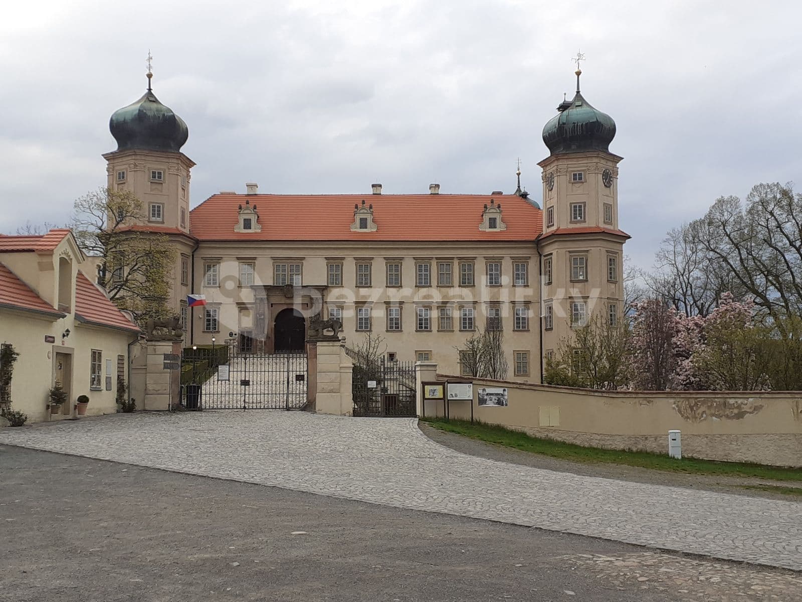 1 bedroom with open-plan kitchen flat to rent, 60 m², Skalecká, Mníšek pod Brdy, Středočeský Region 1 bedroom with open-plan kitchen flat to rent, 60 m², Skalecká, Mníšek pod Brdy, Středočeský Region