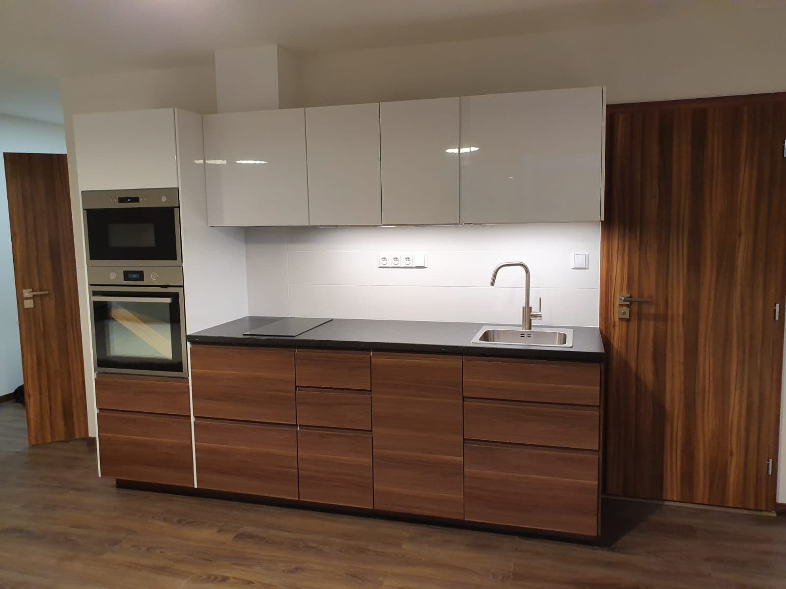 Small studio flat to rent, 34 m², Ostravská, Prague, Prague Small studio flat to rent, 34 m², Ostravská, Prague, Prague