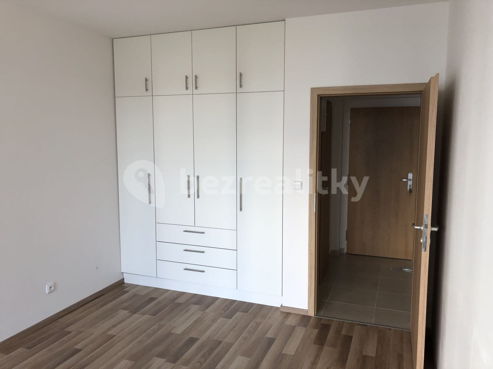 1 bedroom with open-plan kitchen flat to rent, 52 m², Oty Bubeníčka, Prague, Prague 1 bedroom with open-plan kitchen flat to rent, 52 m², Oty Bubeníčka, Prague, Prague