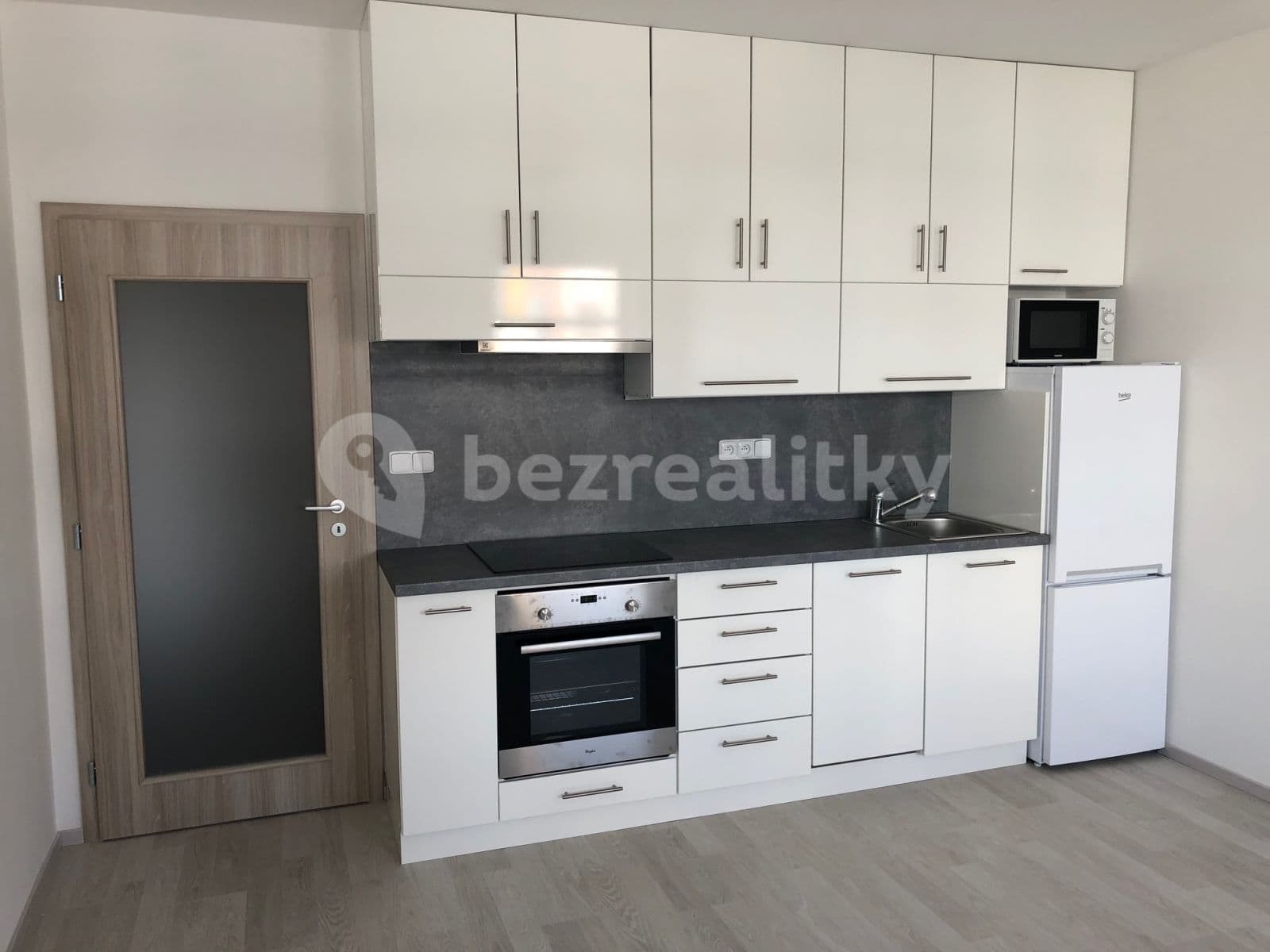 1 bedroom with open-plan kitchen flat to rent, 52 m², Oty Bubeníčka, Prague, Prague 1 bedroom with open-plan kitchen flat to rent, 52 m², Oty Bubeníčka, Prague, Prague