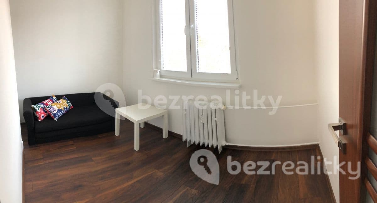 2 bedroom with open-plan kitchen flat to rent, 54 m², Skřivanská, Prague, Prague 2 bedroom with open-plan kitchen flat to rent, 54 m², Skřivanská, Prague, Prague