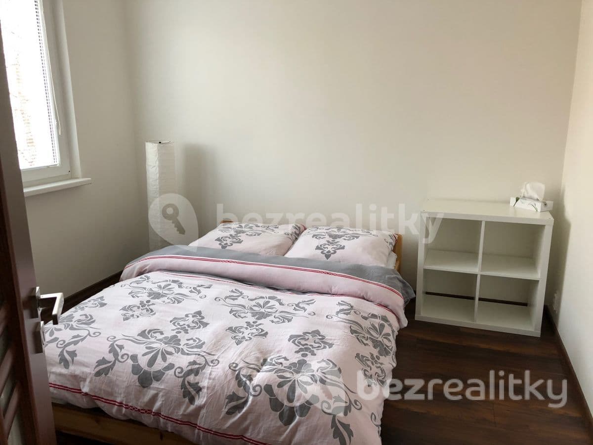 2 bedroom with open-plan kitchen flat to rent, 54 m², Skřivanská, Prague, Prague 2 bedroom with open-plan kitchen flat to rent, 54 m², Skřivanská, Prague, Prague