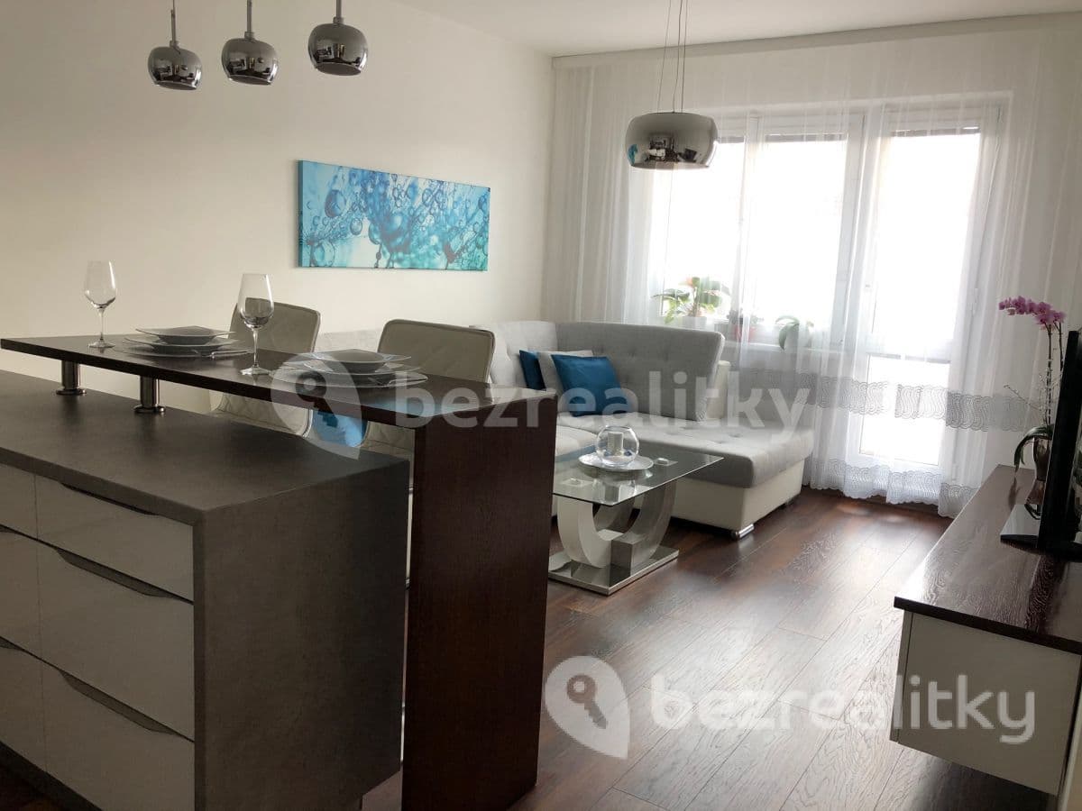 2 bedroom with open-plan kitchen flat to rent, 54 m², Skřivanská, Prague, Prague 2 bedroom with open-plan kitchen flat to rent, 54 m², Skřivanská, Prague, Prague