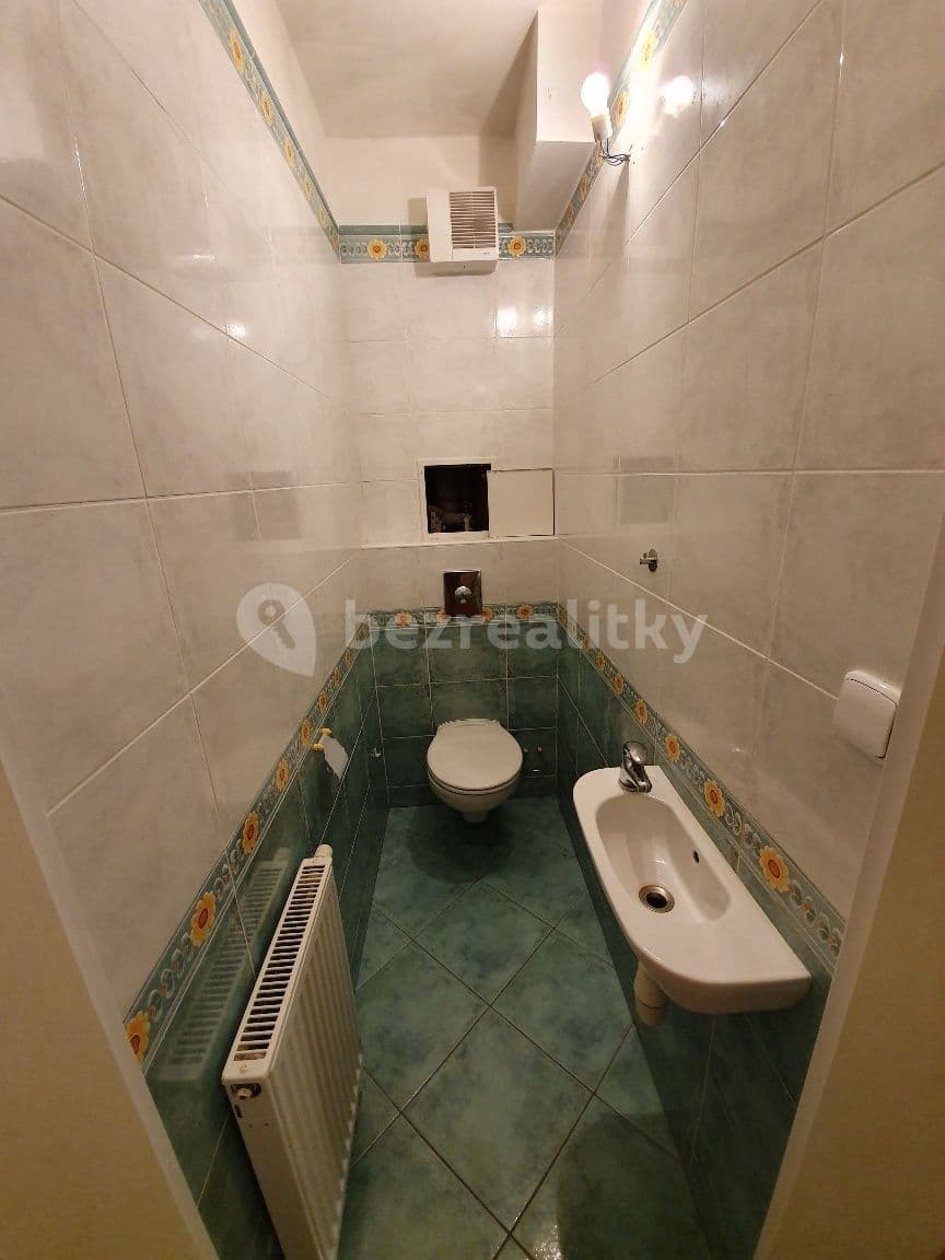 2 bedroom with open-plan kitchen flat to rent, 83 m², Za Sídlištěm, Dolní Břežany, Středočeský Region 2 bedroom with open-plan kitchen flat to rent, 83 m², Za Sídlištěm, Dolní Břežany, Středočeský Region