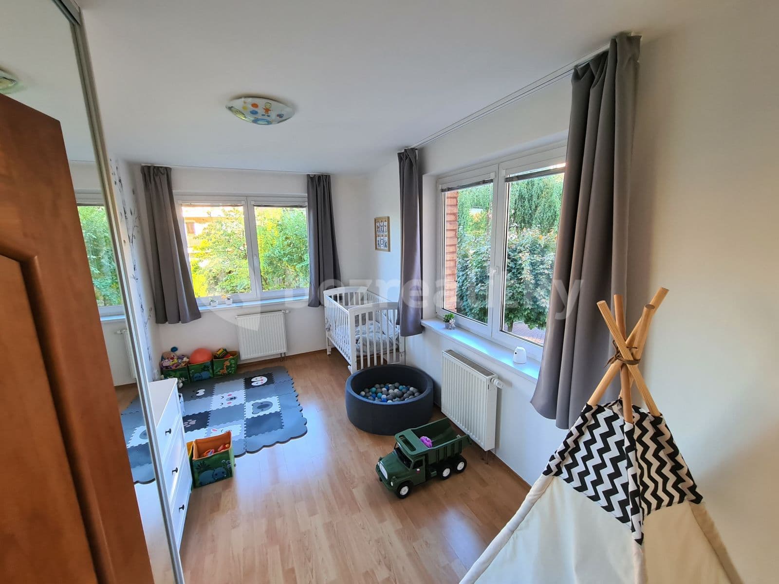 2 bedroom with open-plan kitchen flat to rent, 83 m², Za Sídlištěm, Dolní Břežany, Středočeský Region 2 bedroom with open-plan kitchen flat to rent, 83 m², Za Sídlištěm, Dolní Břežany, Středočeský Region