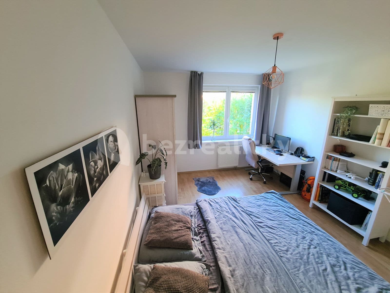 2 bedroom with open-plan kitchen flat to rent, 83 m², Za Sídlištěm, Dolní Břežany, Středočeský Region 2 bedroom with open-plan kitchen flat to rent, 83 m², Za Sídlištěm, Dolní Břežany, Středočeský Region