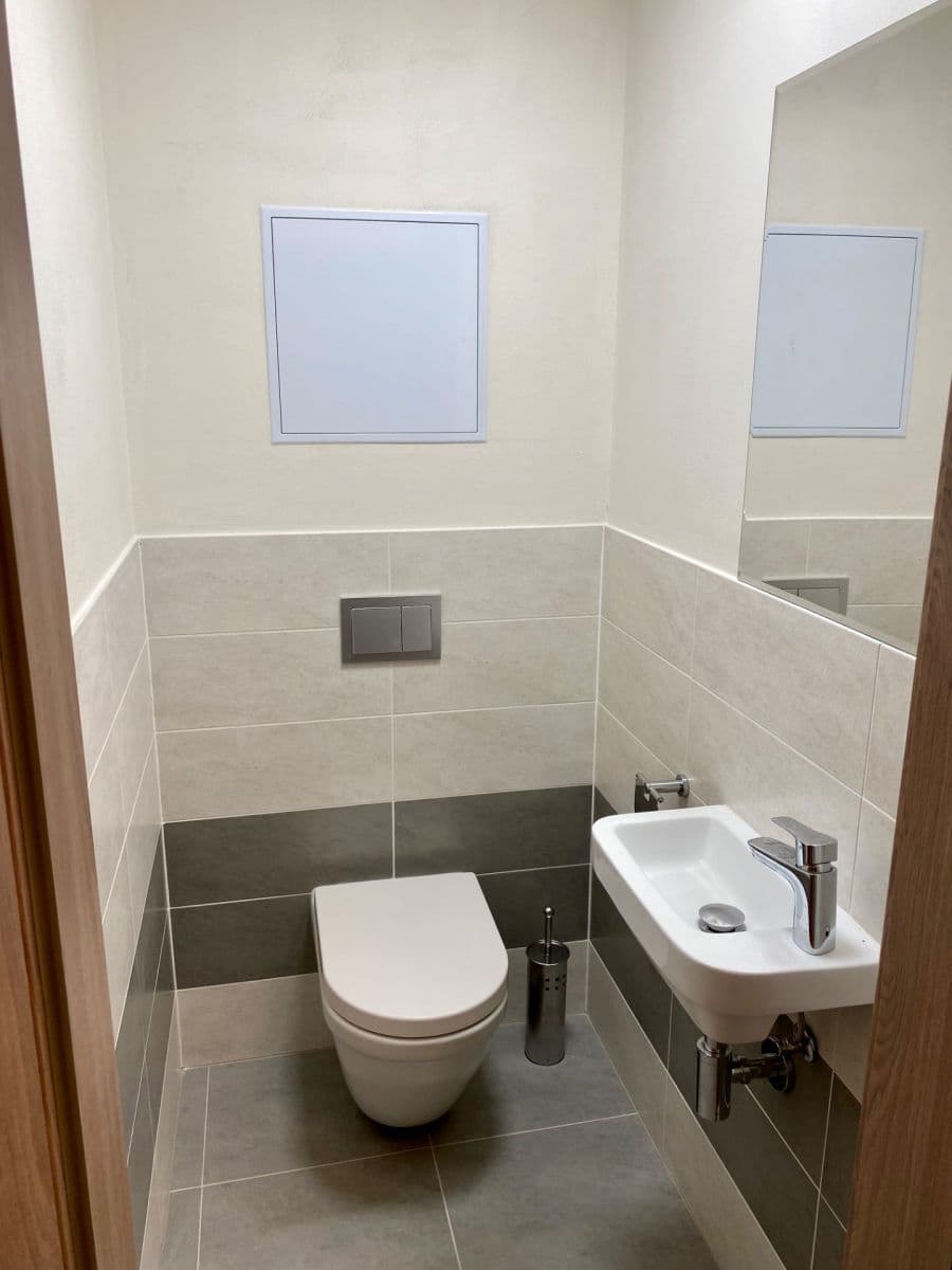 2 bedroom with open-plan kitchen flat to rent, 75 m², Tupolevova, Prague, Prague 2 bedroom with open-plan kitchen flat to rent, 75 m², Tupolevova, Prague, Prague