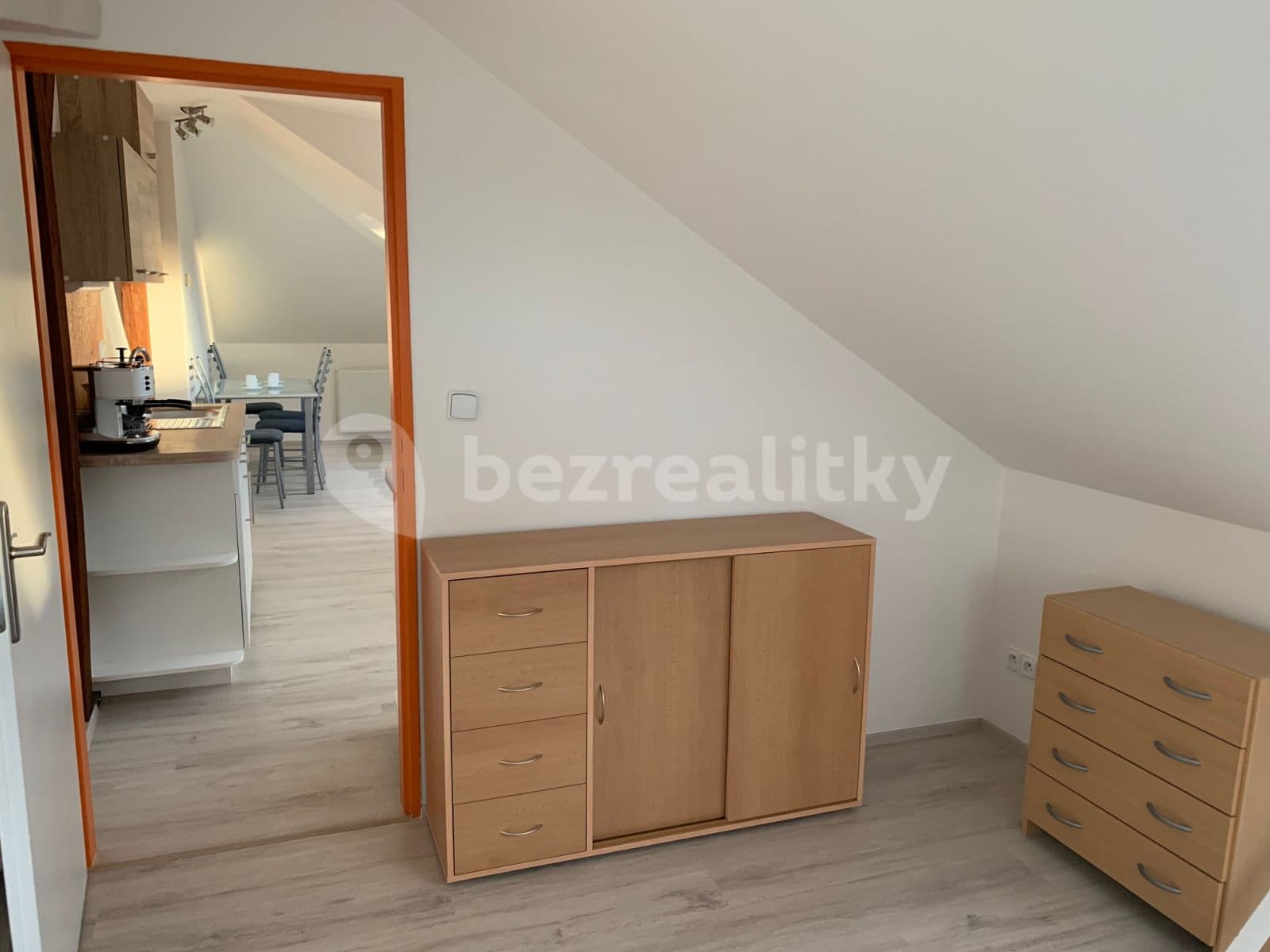 2 bedroom with open-plan kitchen flat to rent, 60 m², Jeremiášova, Prague, Prague 2 bedroom with open-plan kitchen flat to rent, 60 m², Jeremiášova, Prague, Prague