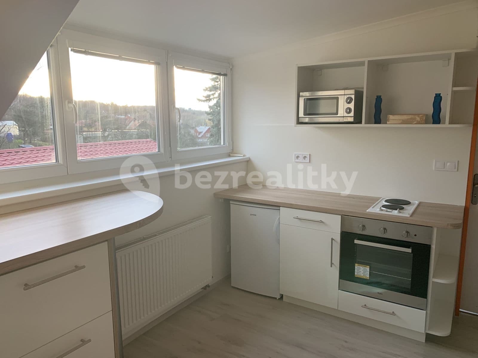 2 bedroom with open-plan kitchen flat to rent, 60 m², Jeremiášova, Prague, Prague 2 bedroom with open-plan kitchen flat to rent, 60 m², Jeremiášova, Prague, Prague