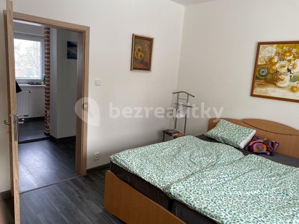2 bedroom with open-plan kitchen flat to rent, 60 m², Dubenecká, Prague, Prague 2 bedroom with open-plan kitchen flat to rent, 60 m², Dubenecká, Prague, Prague