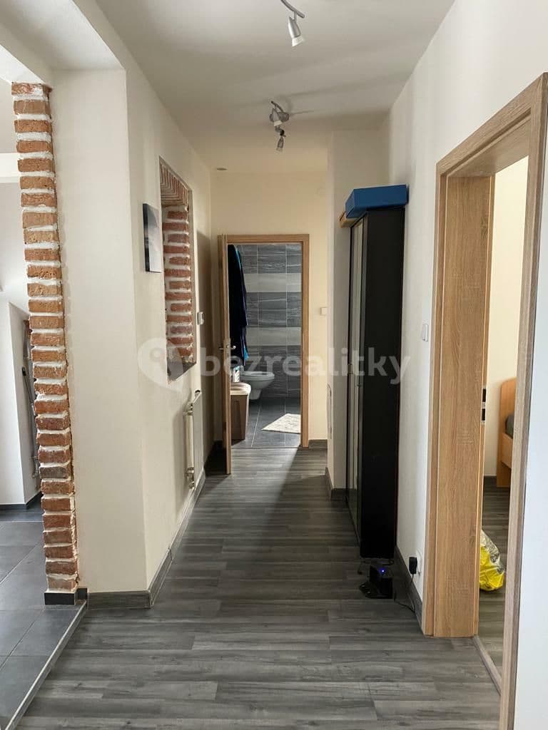 2 bedroom with open-plan kitchen flat to rent, 60 m², Dubenecká, Prague, Prague 2 bedroom with open-plan kitchen flat to rent, 60 m², Dubenecká, Prague, Prague