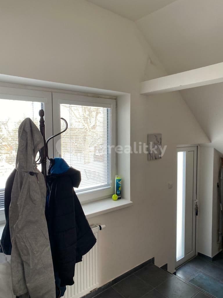 2 bedroom with open-plan kitchen flat to rent, 60 m², Dubenecká, Prague, Prague 2 bedroom with open-plan kitchen flat to rent, 60 m², Dubenecká, Prague, Prague
