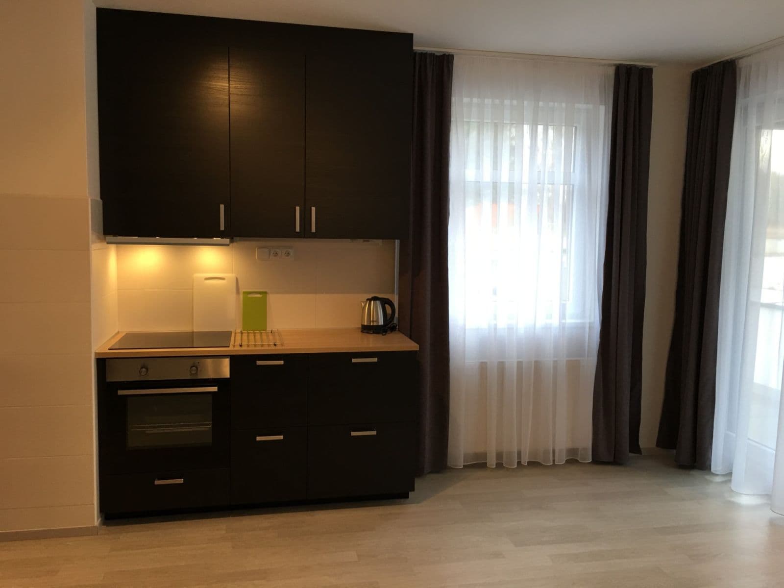 2 bedroom with open-plan kitchen flat to rent, 92 m², Oty Bubeníčka, Prague, Prague 2 bedroom with open-plan kitchen flat to rent, 92 m², Oty Bubeníčka, Prague, Prague
