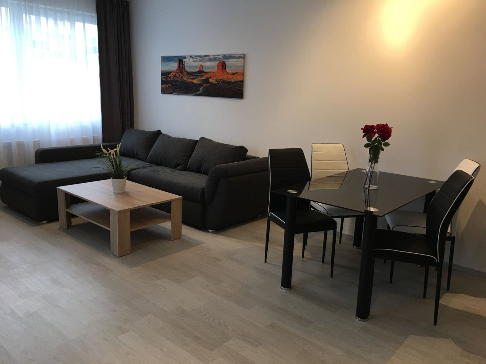 2 bedroom with open-plan kitchen flat to rent, 92 m², Oty Bubeníčka, Prague, Prague 2 bedroom with open-plan kitchen flat to rent, 92 m², Oty Bubeníčka, Prague, Prague