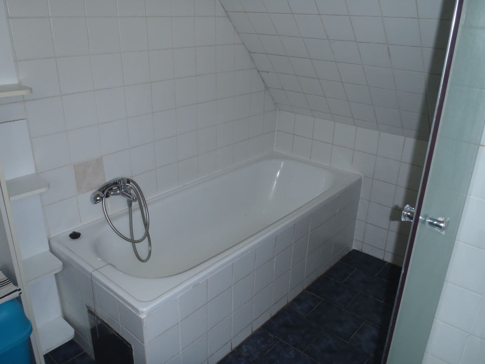 5 bedroom flat to rent, 87 m², U Schodů, Prague, Prague 5 bedroom flat to rent, 87 m², U Schodů, Prague, Prague