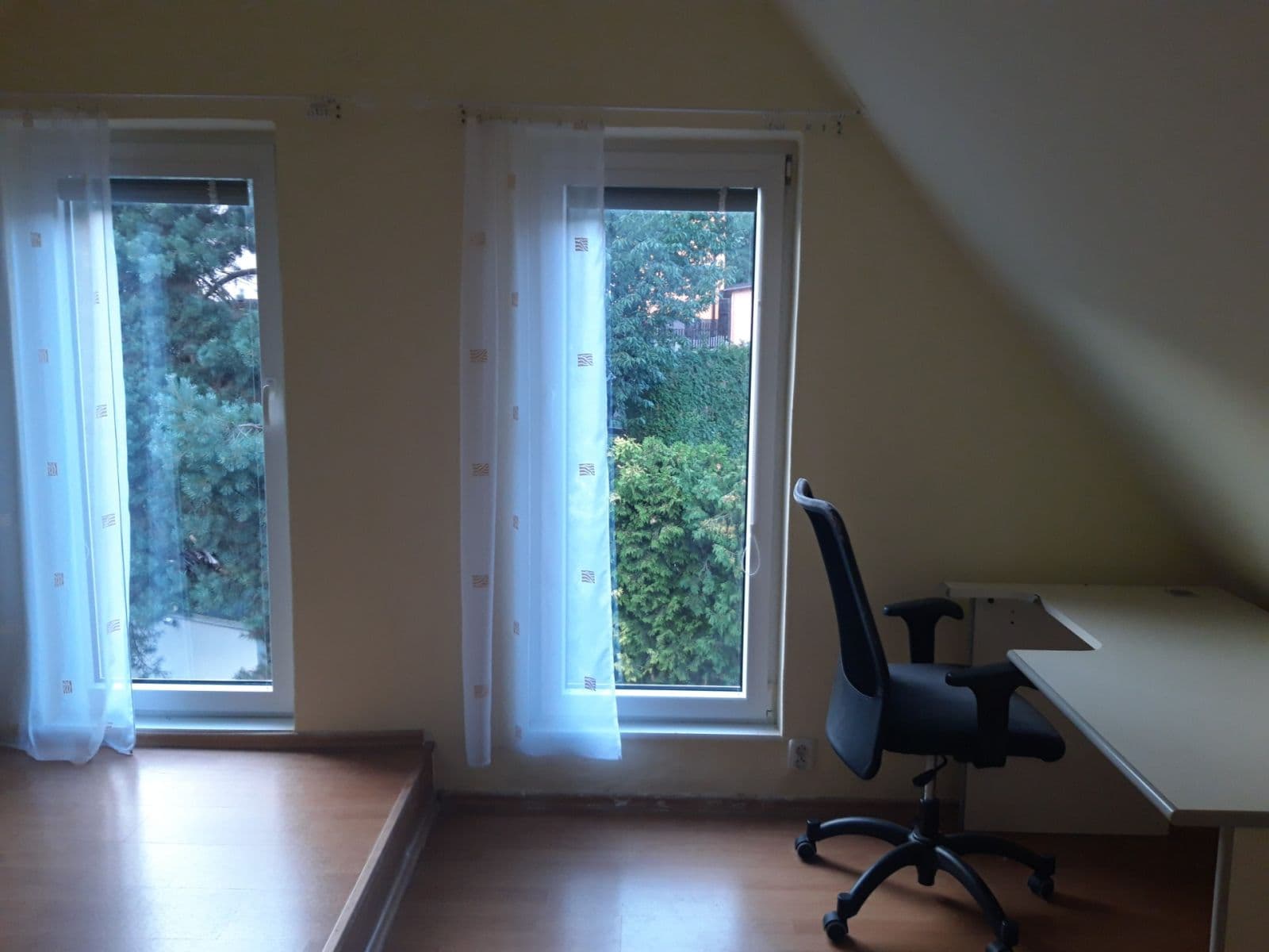 5 bedroom flat to rent, 87 m², U Schodů, Prague, Prague 5 bedroom flat to rent, 87 m², U Schodů, Prague, Prague