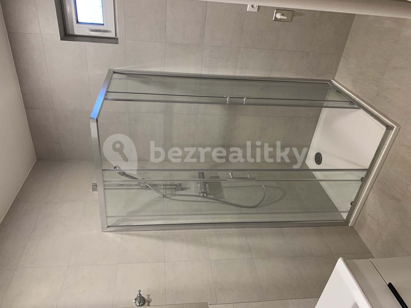 2 bedroom flat to rent, 55 m², Klučovská, Český Brod, Středočeský Region 2 bedroom flat to rent, 55 m², Klučovská, Český Brod, Středočeský Region