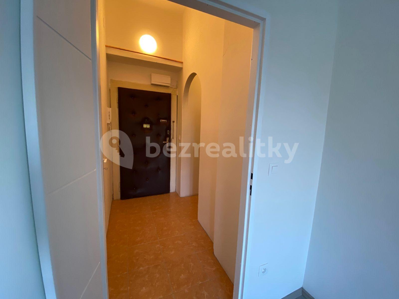 2 bedroom flat to rent, 47 m², Jičínská, Prague, Prague