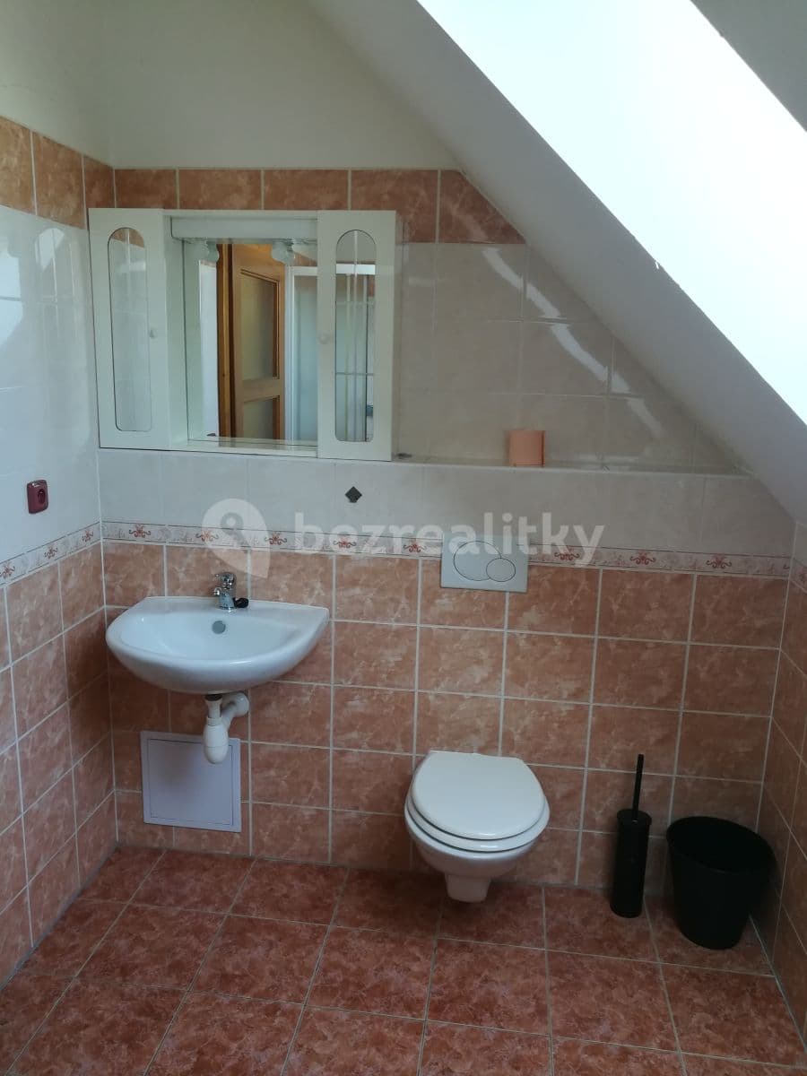 1 bedroom with open-plan kitchen flat to rent, 52 m², Ke Kovárně, Prague, Prague 1 bedroom with open-plan kitchen flat to rent, 52 m², Ke Kovárně, Prague, Prague