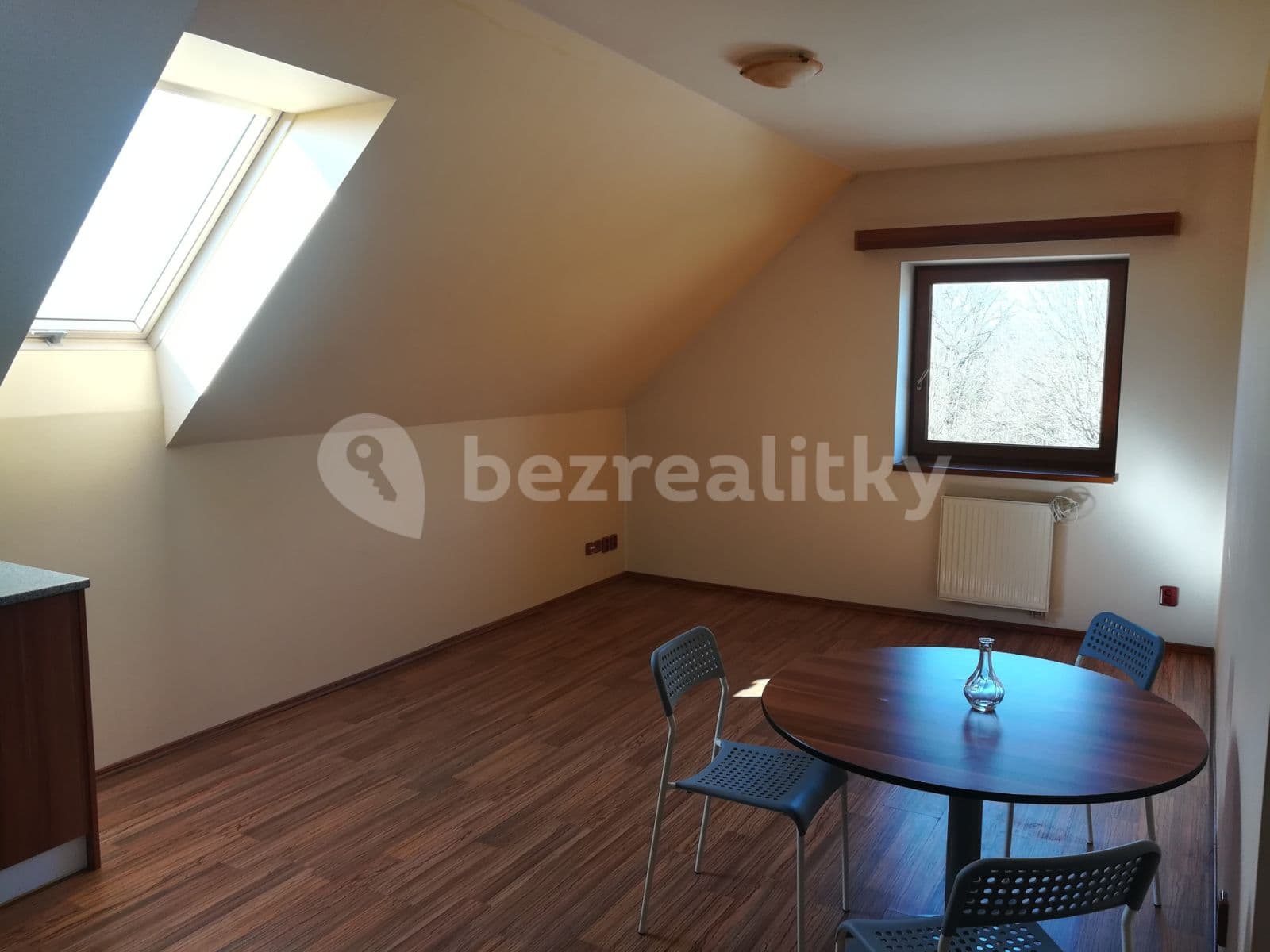 1 bedroom with open-plan kitchen flat to rent, 52 m², Ke Kovárně, Prague, Prague 1 bedroom with open-plan kitchen flat to rent, 52 m², Ke Kovárně, Prague, Prague