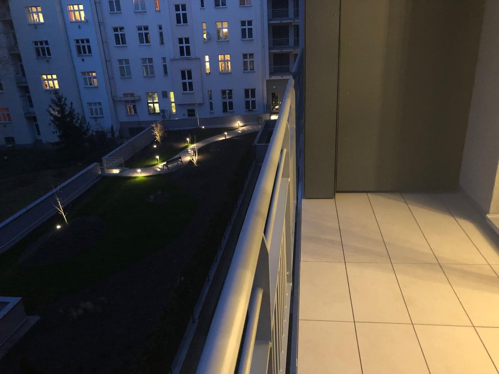 1 bedroom with open-plan kitchen flat to rent, 51 m², Bassova, Prague, Prague 1 bedroom with open-plan kitchen flat to rent, 51 m², Bassova, Prague, Prague