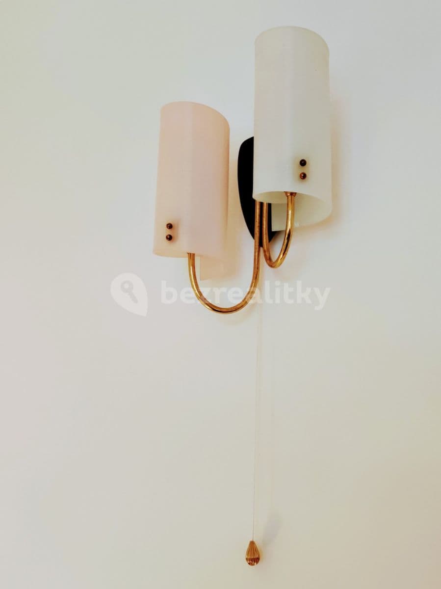 2 bedroom with open-plan kitchen flat to rent, 66 m², Veverkova, Prague, Prague 2 bedroom with open-plan kitchen flat to rent, 66 m², Veverkova, Prague, Prague