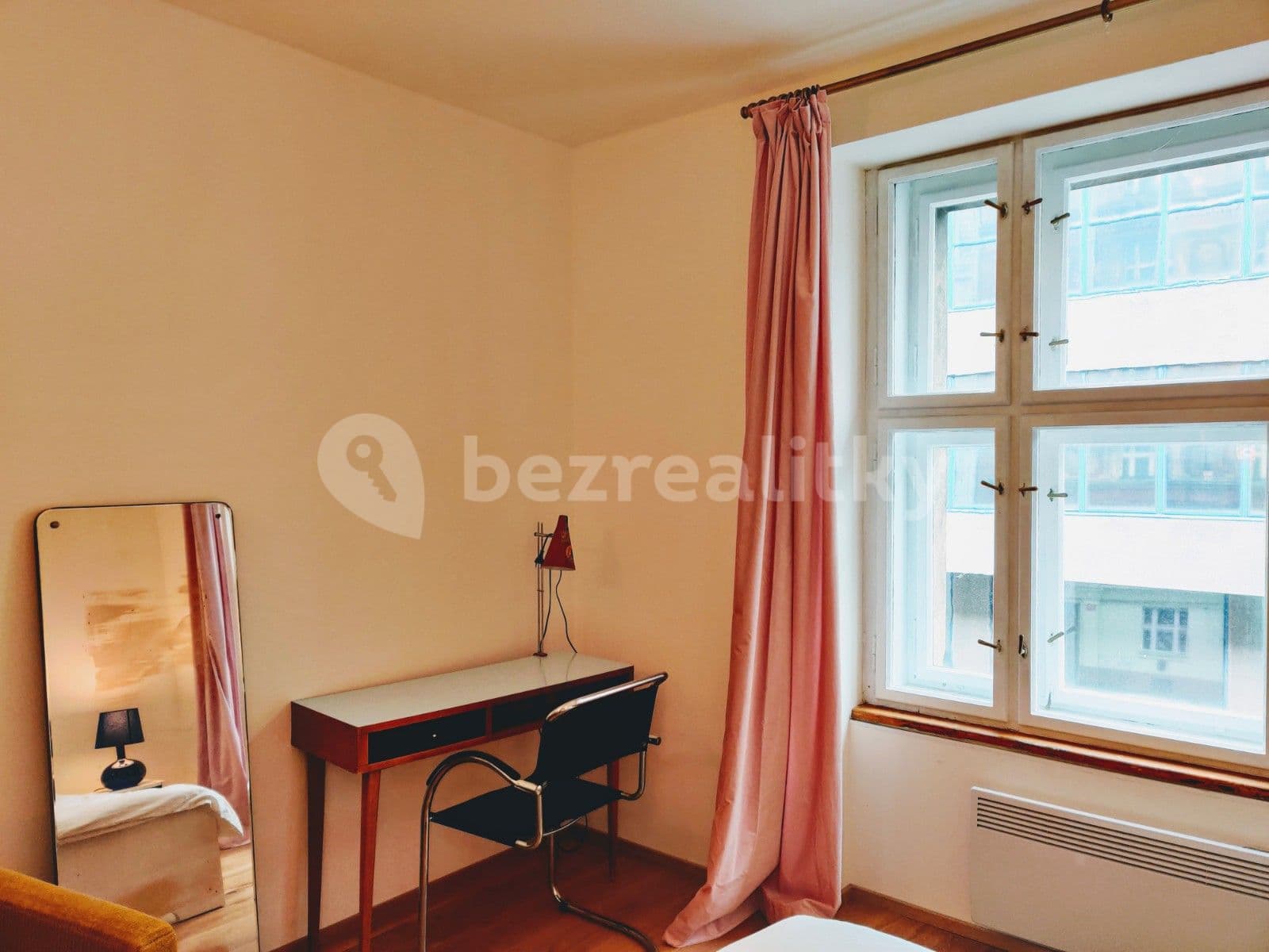 2 bedroom with open-plan kitchen flat to rent, 66 m², Veverkova, Prague, Prague 2 bedroom with open-plan kitchen flat to rent, 66 m², Veverkova, Prague, Prague