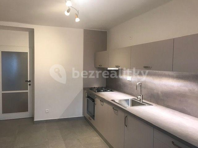 2 bedroom with open-plan kitchen flat to rent, 70 m², Sámova, Prague, Prague
