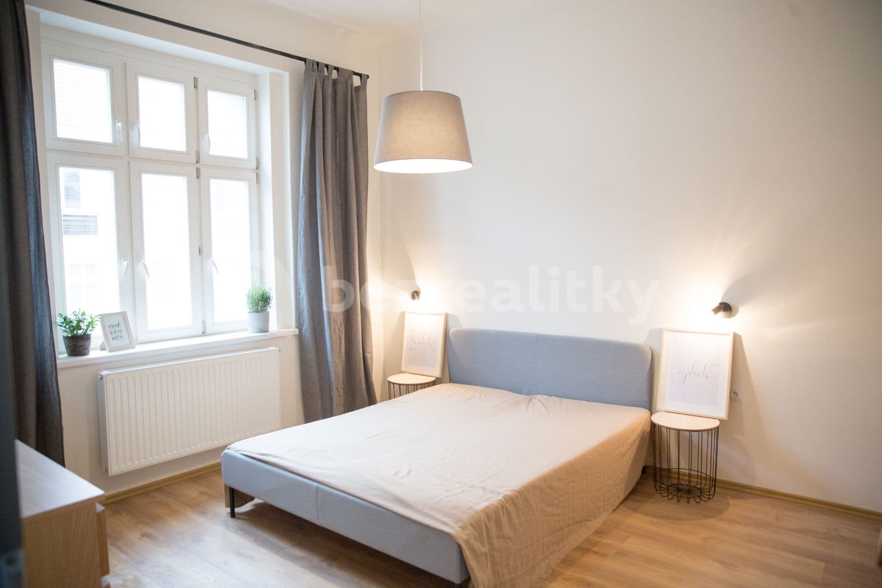 1 bedroom with open-plan kitchen flat to rent, 55 m², Schnirchova, Prague, Prague 1 bedroom with open-plan kitchen flat to rent, 55 m², Schnirchova, Prague, Prague