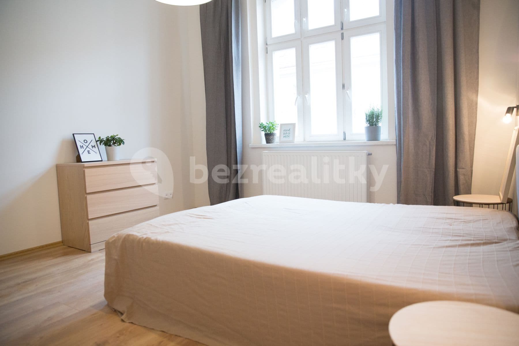 1 bedroom with open-plan kitchen flat to rent, 55 m², Schnirchova, Prague, Prague 1 bedroom with open-plan kitchen flat to rent, 55 m², Schnirchova, Prague, Prague