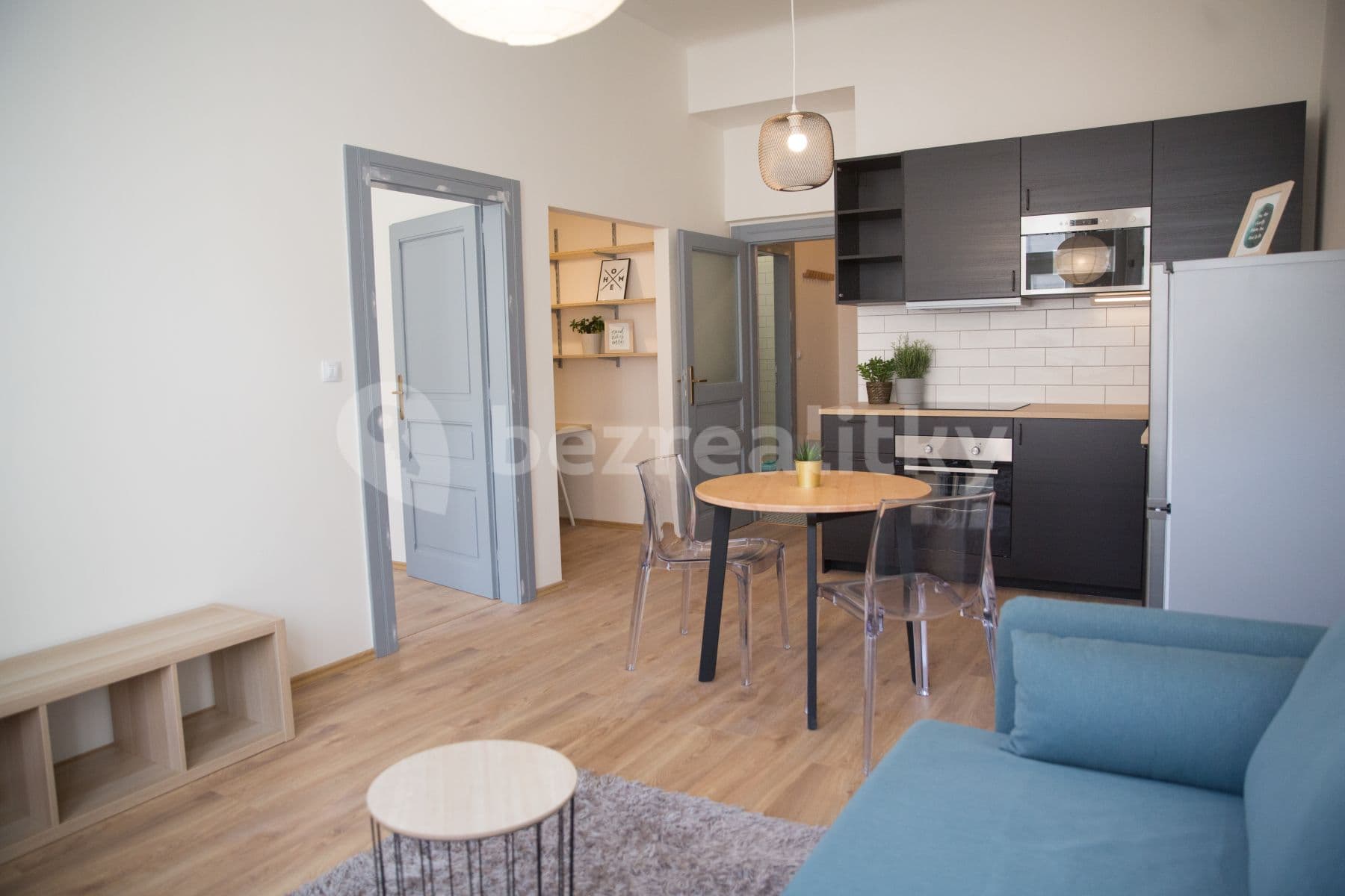 1 bedroom with open-plan kitchen flat to rent, 55 m², Schnirchova, Prague, Prague 1 bedroom with open-plan kitchen flat to rent, 55 m², Schnirchova, Prague, Prague