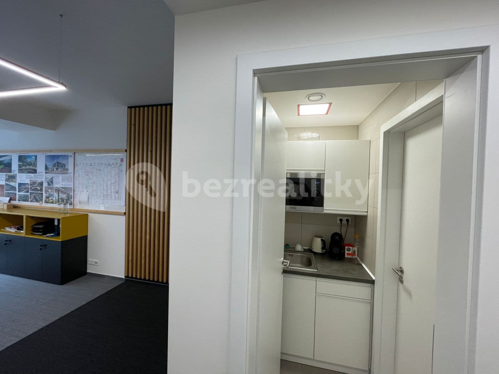 office to rent, 77 m², Hlaváčkova, Prague, Prague office to rent, 77 m², Hlaváčkova, Prague, Prague