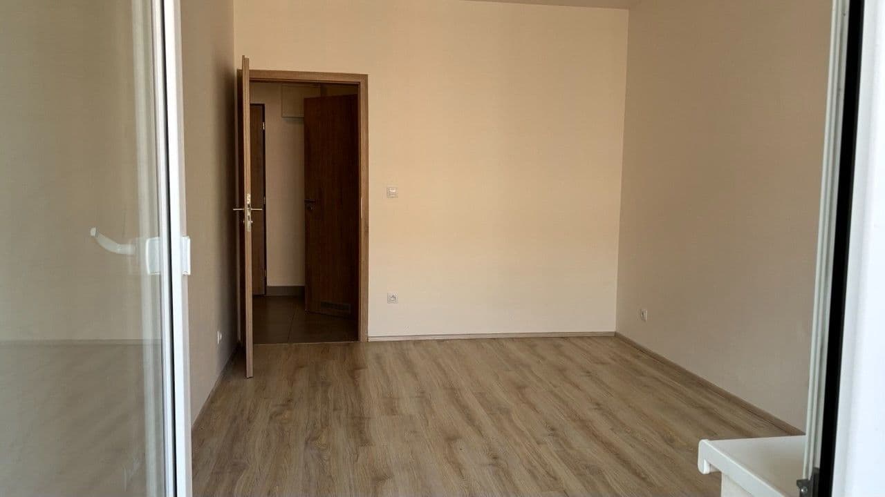 1 bedroom with open-plan kitchen flat to rent, 57 m², Tupolevova, Prague, Prague 1 bedroom with open-plan kitchen flat to rent, 57 m², Tupolevova, Prague, Prague