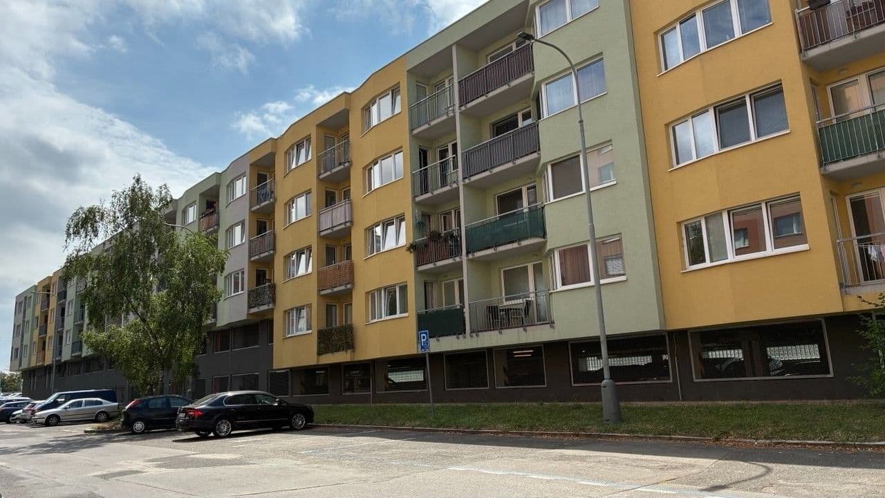 1 bedroom with open-plan kitchen flat to rent, 57 m², Tupolevova, Prague, Prague 1 bedroom with open-plan kitchen flat to rent, 57 m², Tupolevova, Prague, Prague