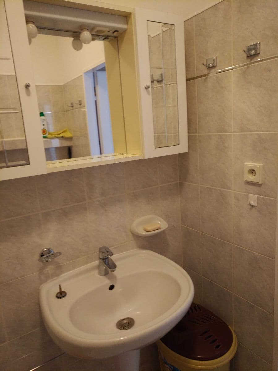 3 bedroom flat to rent, 70 m², Pražského, Prague, Prague 3 bedroom flat to rent, 70 m², Pražského, Prague, Prague