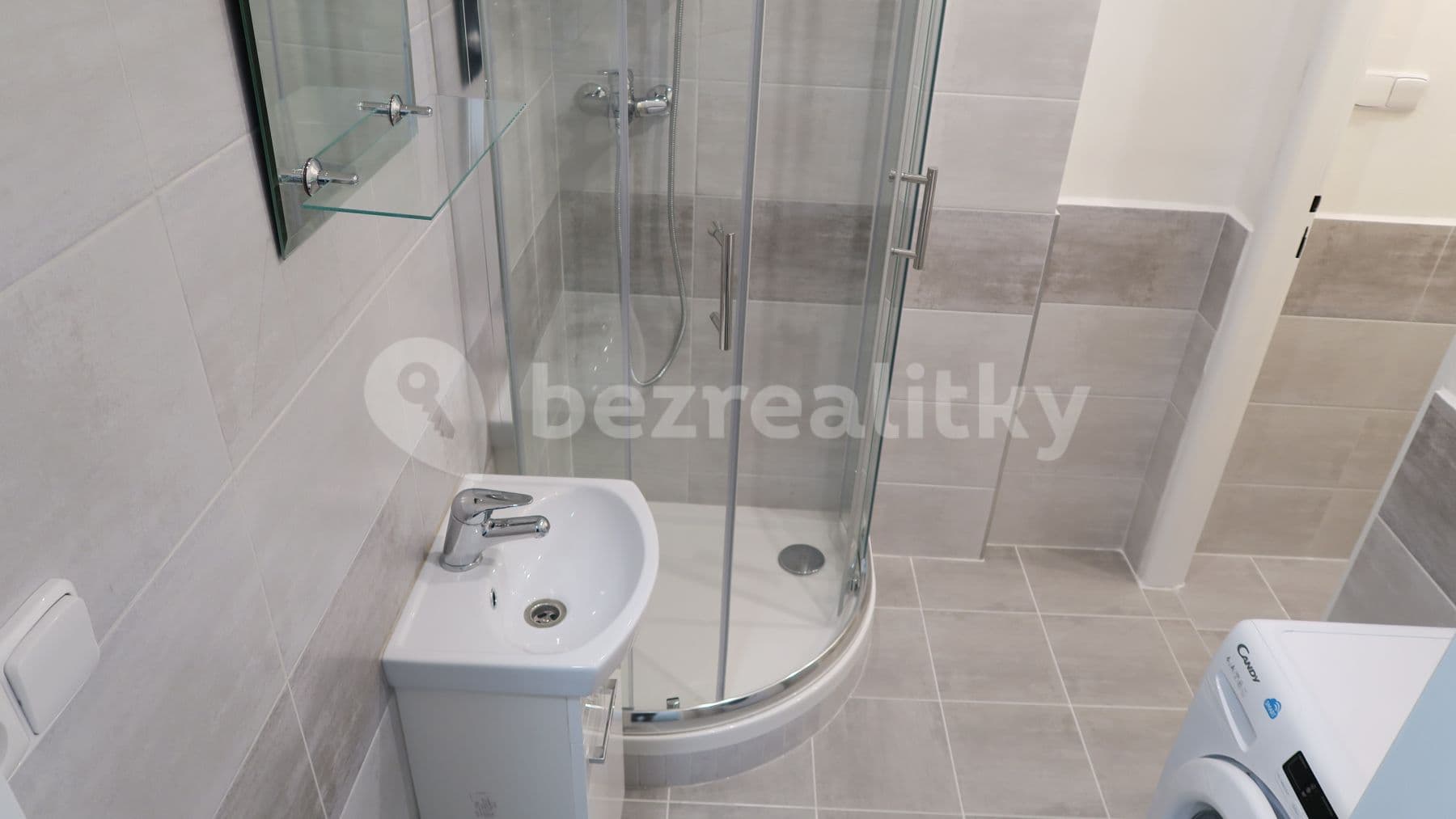 Studio flat to rent, 25 m², Jirchářská, Kostelec nad Orlicí, Královéhradecký Region Studio flat to rent, 25 m², Jirchářská, Kostelec nad Orlicí, Královéhradecký Region